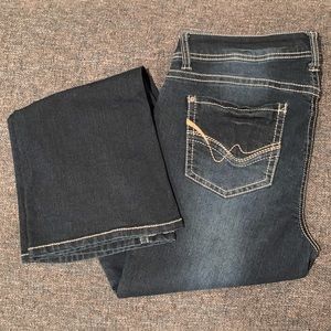 NWOT Wallflower Legendary Bootcut Jeans - 15